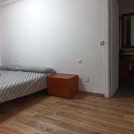 En El Centro Encima De Piscina Palafox Lejlighed *